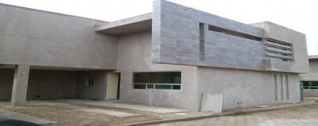 CASAS EN TLATEMPA, TLAX. Priv. Entrada para 2 autos, sala, comedor, cocina, ½  baño y área de servicio, 2 recamaras, 1 baño (Recamara Principal con baño). 